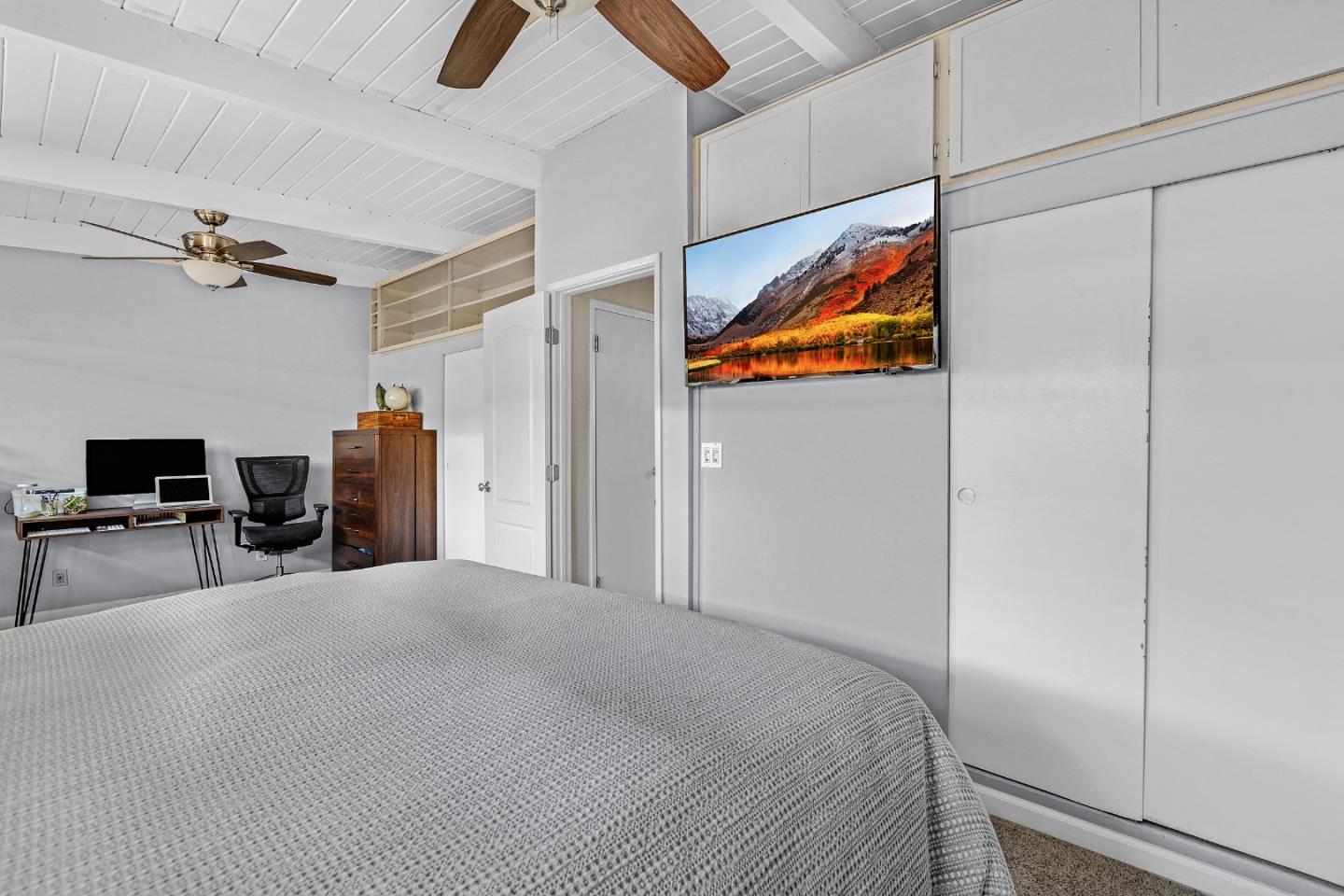 811 Wake Forest Drive Mountain View, CA 94043 - Photo 13 of 28 a view of a livingroom with a flat screen tv