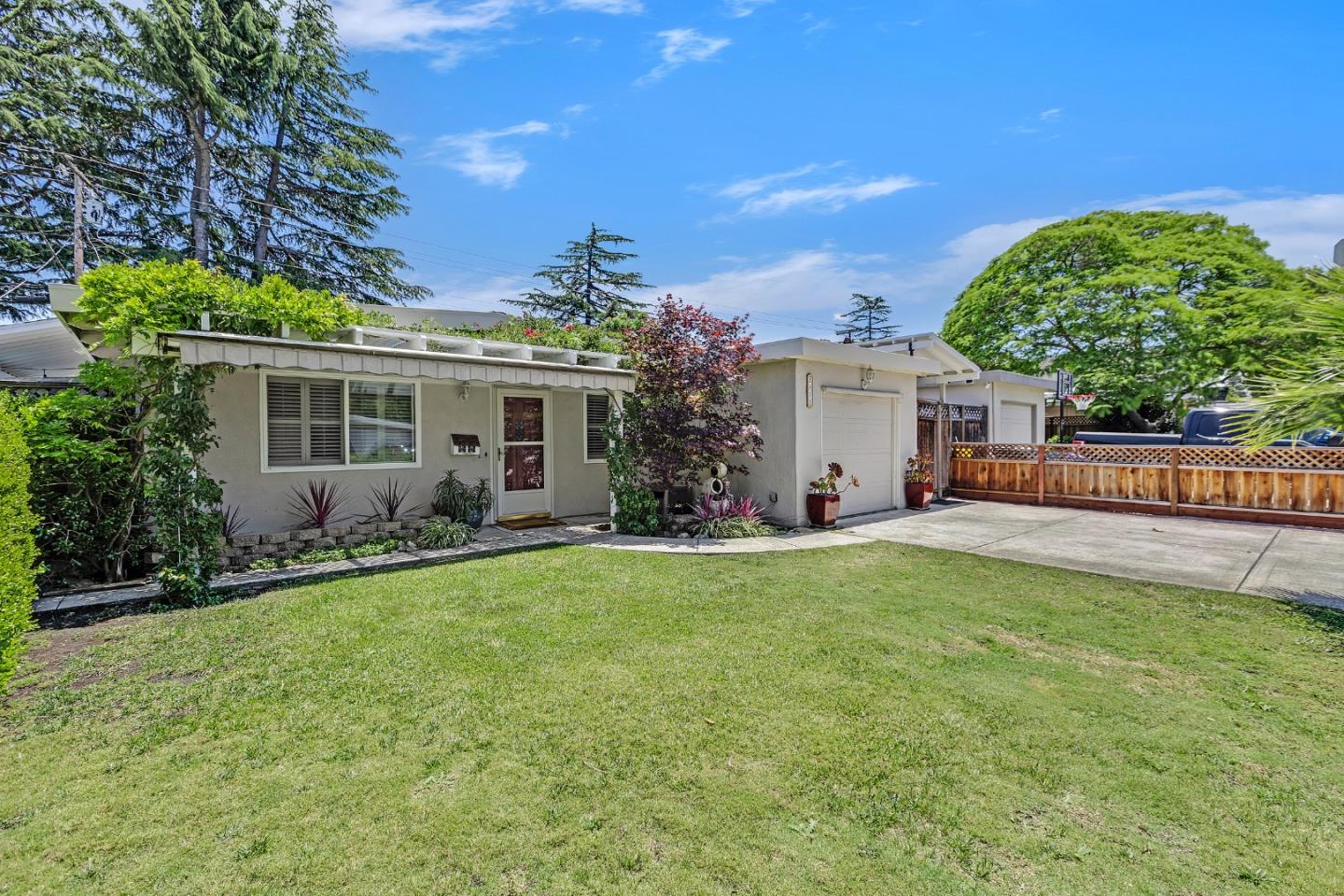 811 Wake Forest Drive Mountain View, CA 94043 - Photo 3 of 28 a front view of house with yard and green space