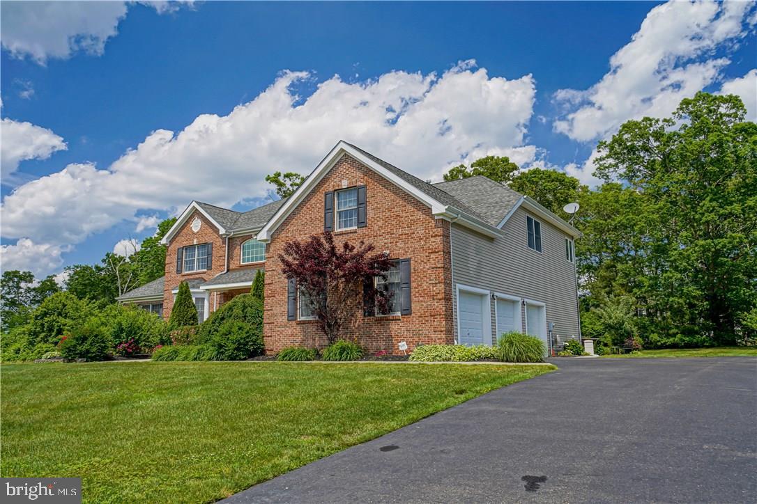 116 Silo Road Manahawkin, NJ 08050 - Photo 3 of 57 Gallery Image 3