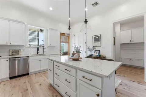 $355,000 | 4094 Camryn Road, Lake Charles, LA 70611