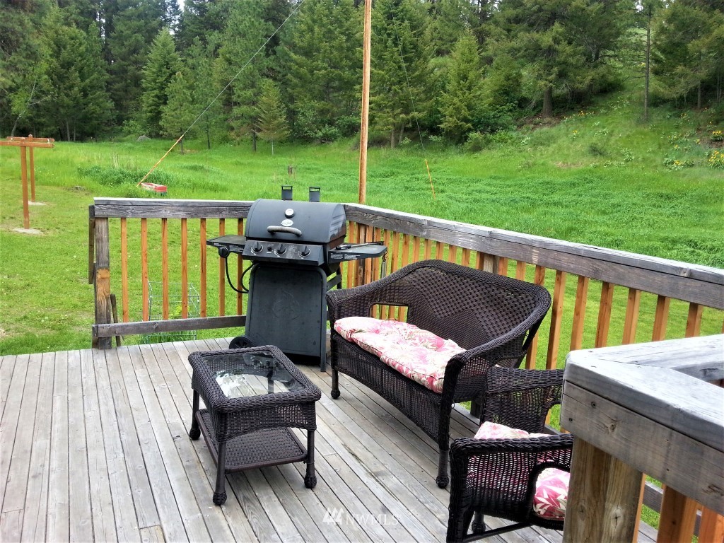 77 Rose Ridge Lane Republic, WA 99166 - Photo 4 of 25 Gallery Image 4