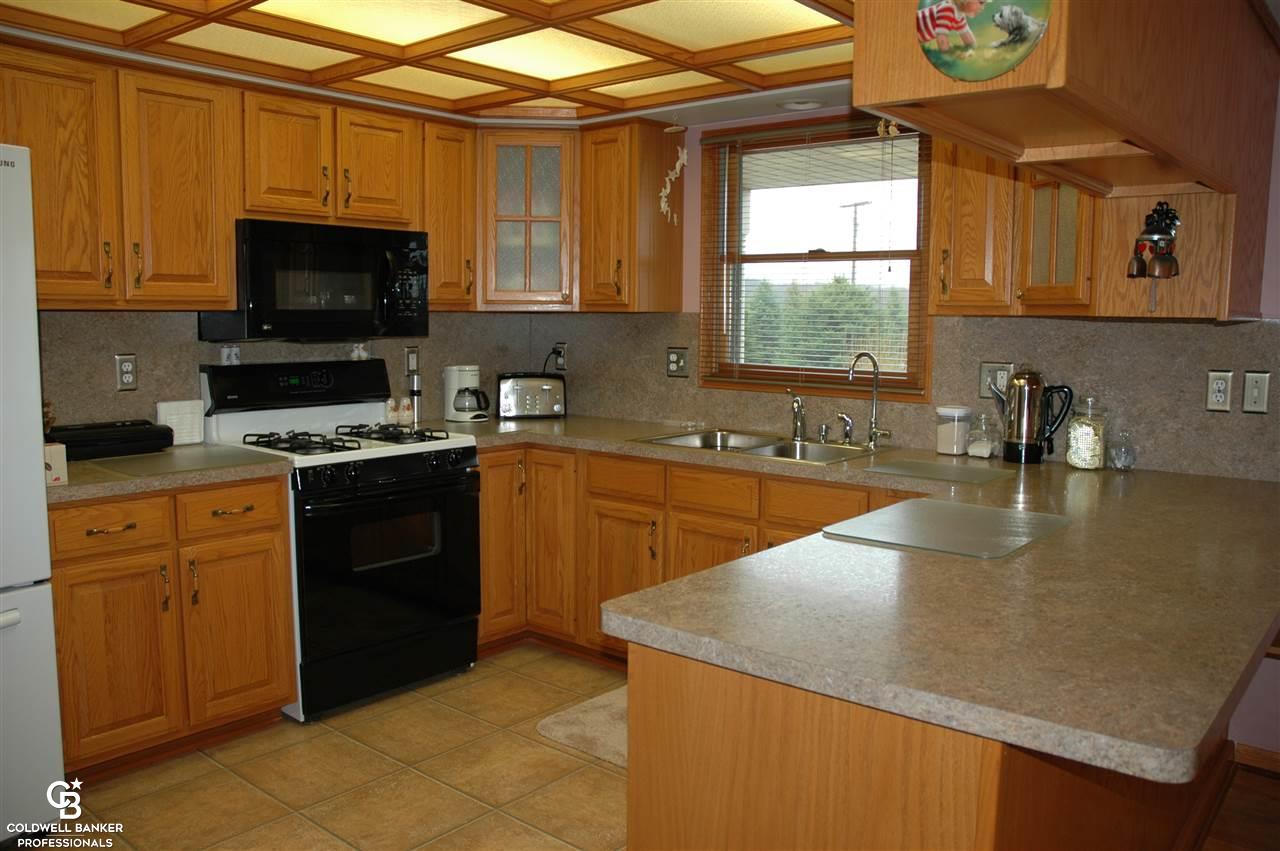 2077 Riley Center Road Memphis, MI 48041 - Photo 41 of 60