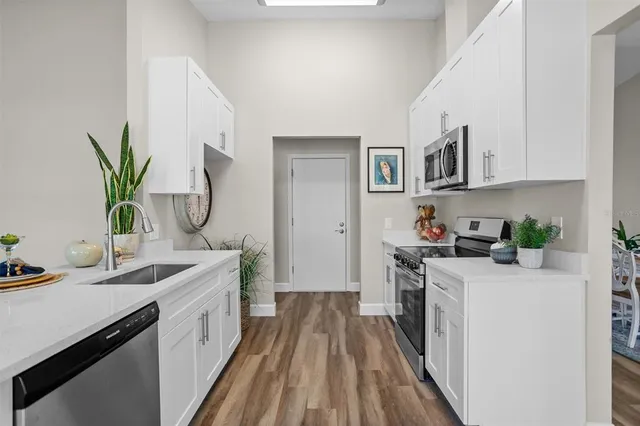 $389,900 | 1046 Almondwood Drive, Trinity, FL 34655