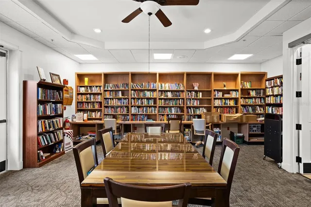 $389,900 | 1046 Almondwood Drive, Trinity, FL 34655