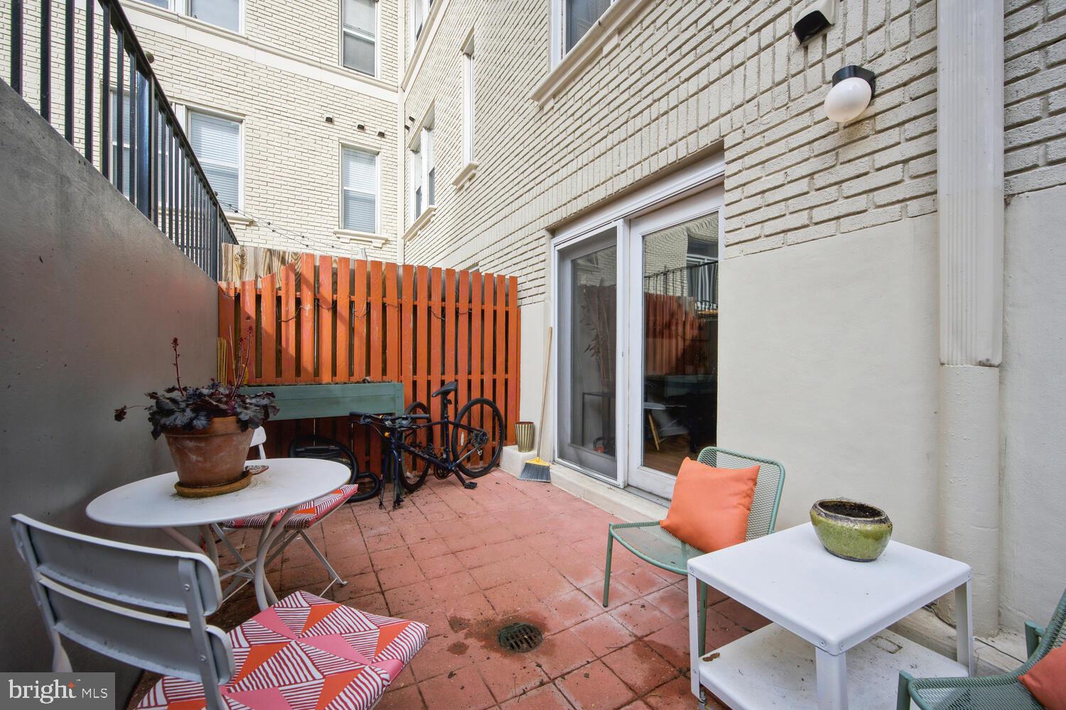 1619 R Street Northwest, Unit LL3 Washington, DC 20009 - Photo 15 of 20
