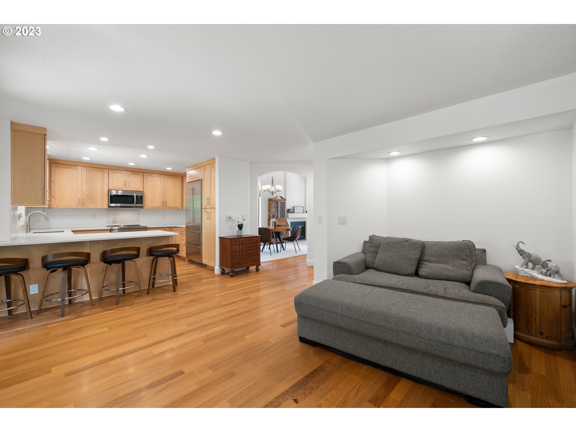 11175 Southwest Partridge Loop Beaverton, OR 97007 - Photo 11 of 31 Family Room