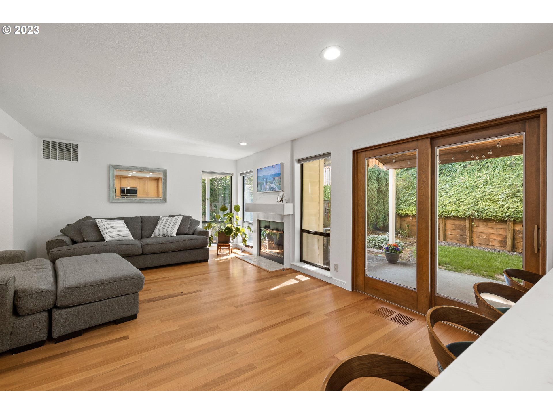 11175 Southwest Partridge Loop Beaverton, OR 97007 - Photo 10 of 31 Gallery Image 10