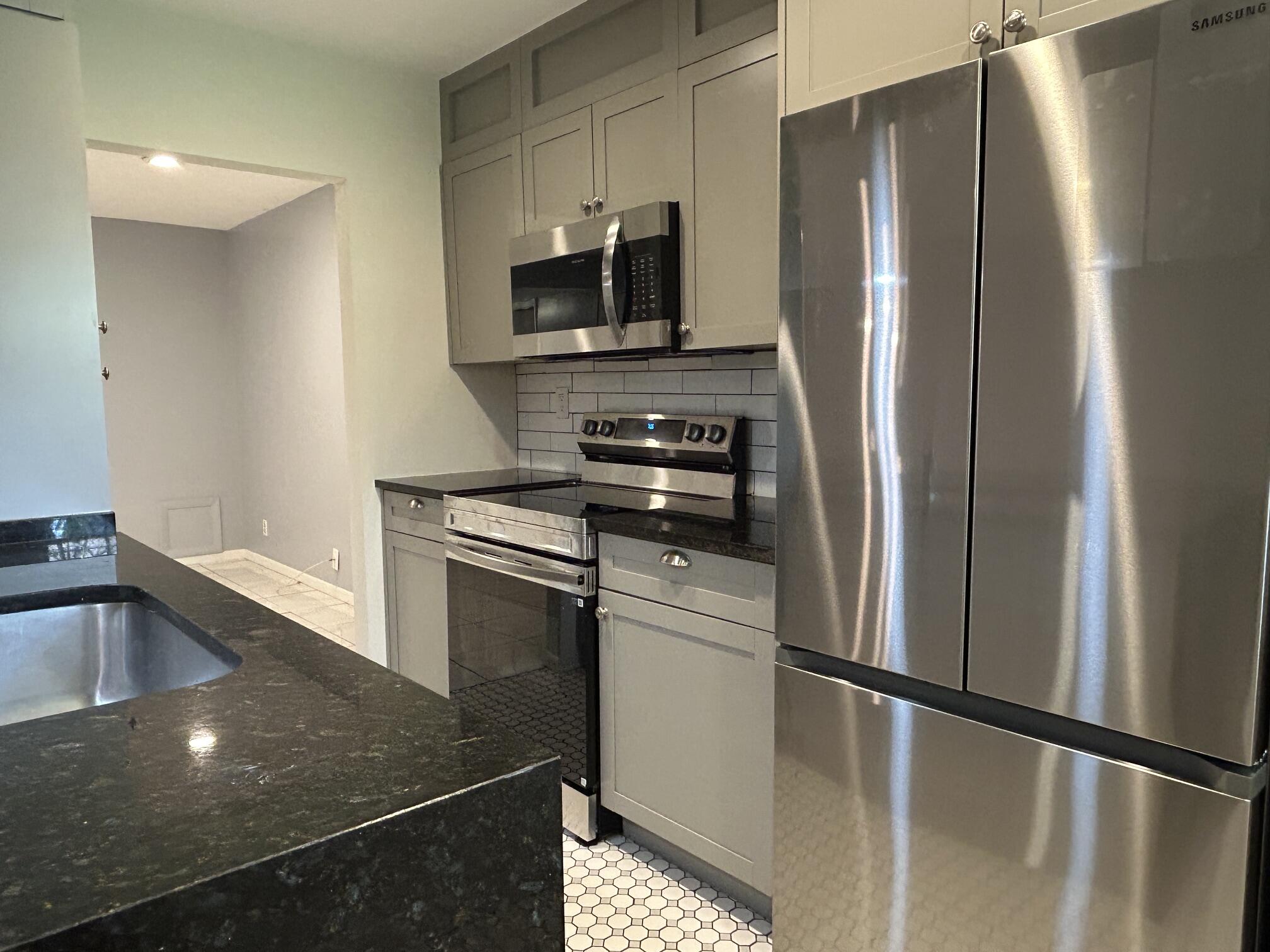 5270 Nesting Way, Unit B Delray Beach, FL 33484 - Photo 10 of 25 IMG_9864