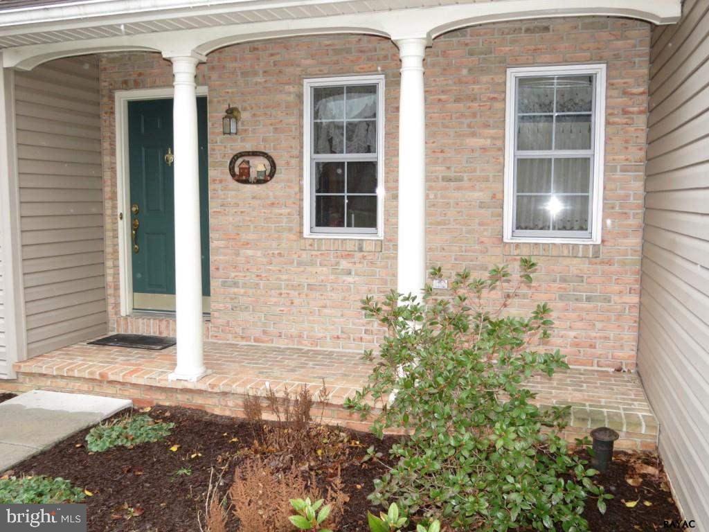 2825 Pilgrim Road York, PA 17406 - Photo 2 of 36 Gallery Image 2