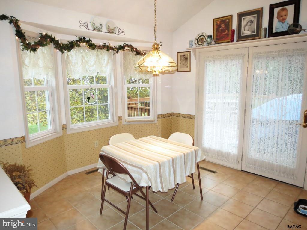 2825 Pilgrim Road York, PA 17406 - Photo 13 of 36 Gallery Image 13