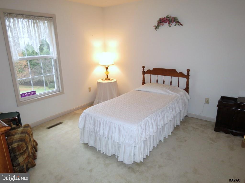 2825 Pilgrim Road York, PA 17406 - Photo 26 of 36 Gallery Image 26
