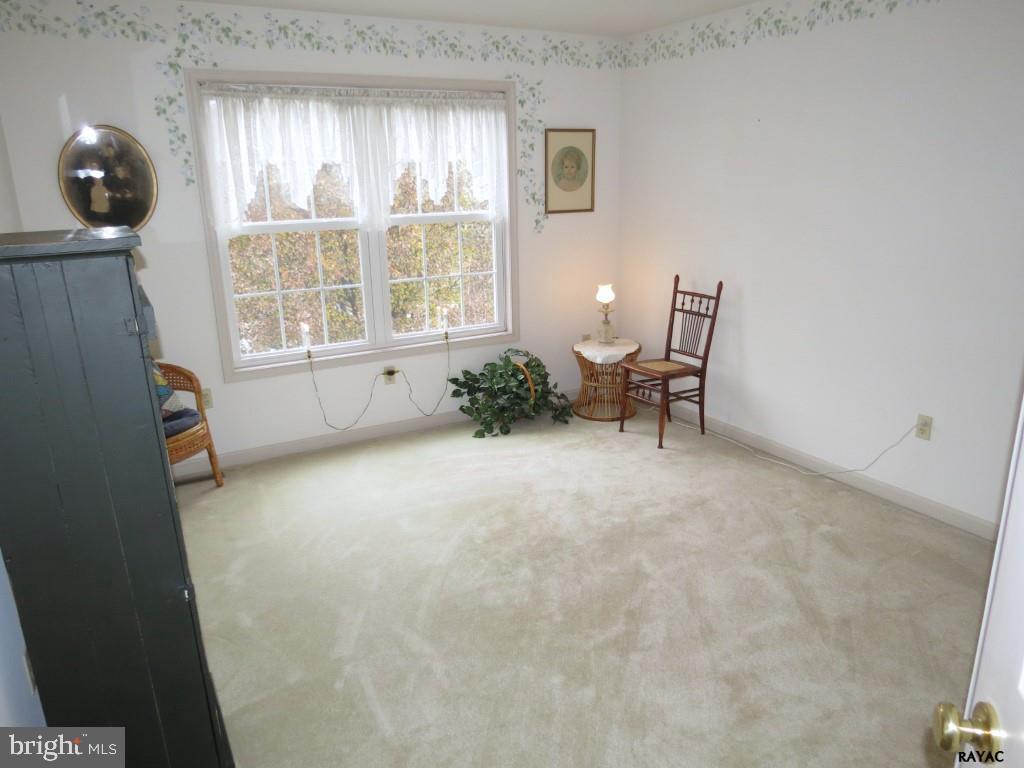 2825 Pilgrim Road York, PA 17406 - Photo 28 of 36 Gallery Image 28