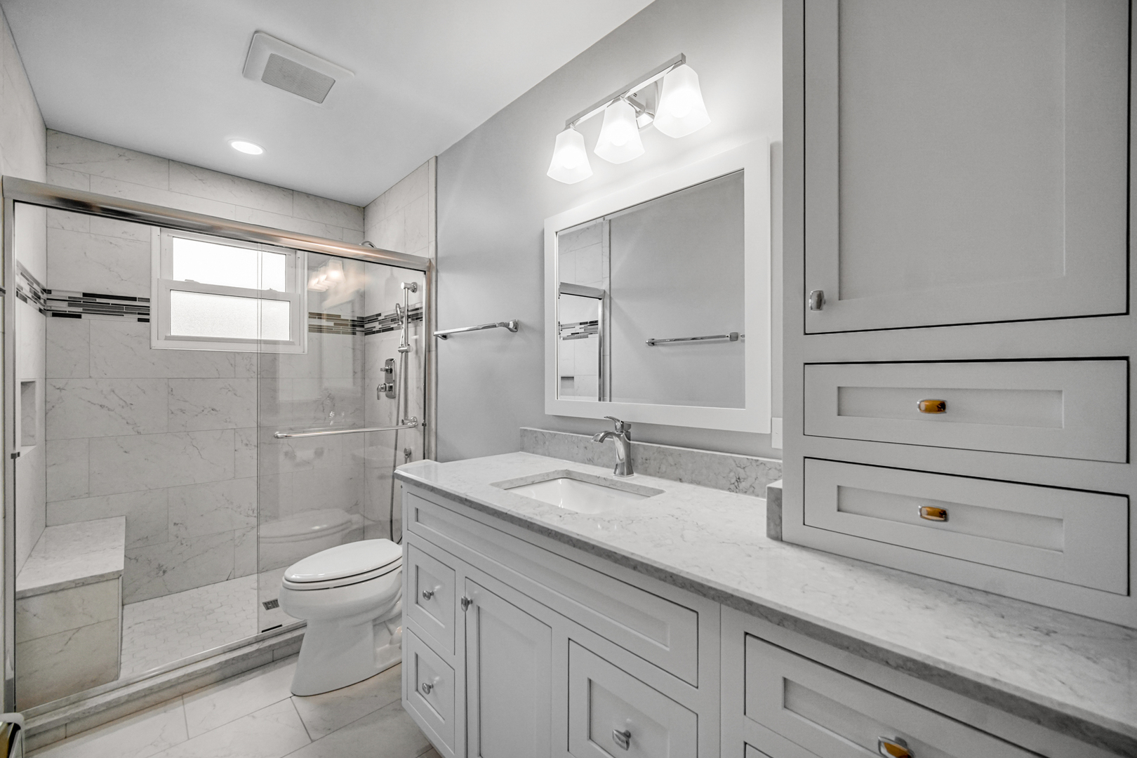 11023 Austin Avenue Chicago Ridge, IL 60415 - Photo 16 of 30 Gallery Image 16