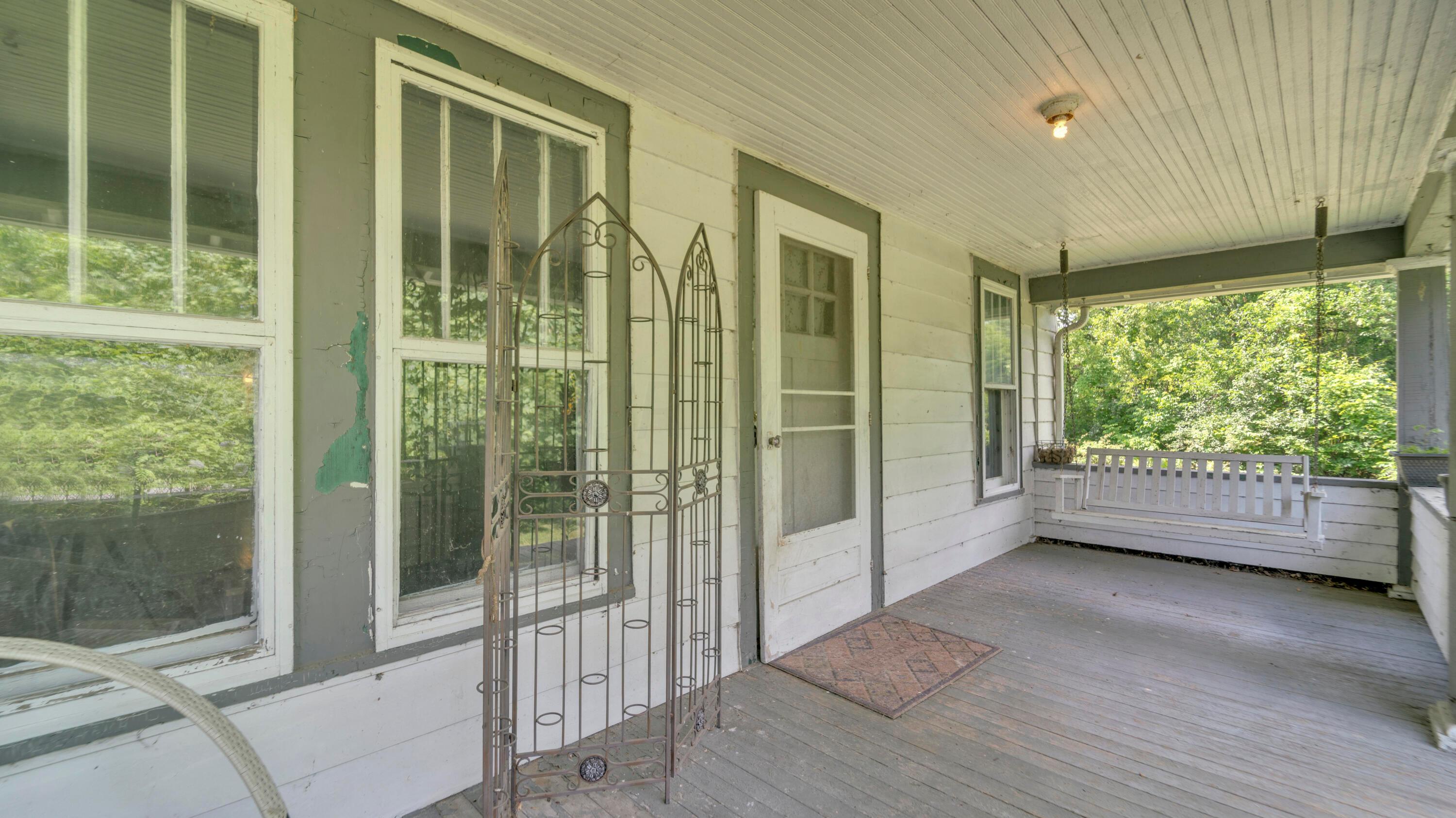 7979 Dublin Road Dublin, OH 43017 - Photo 29 of 40 Full front Porch