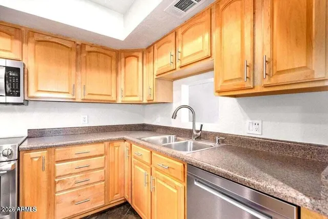 $2,595 | 1530 South River Drive, Tempe, AZ 85281