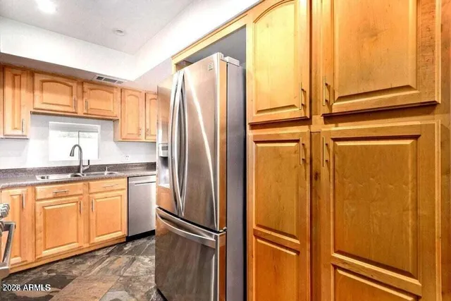 $2,595 | 1530 South River Drive, Tempe, AZ 85281