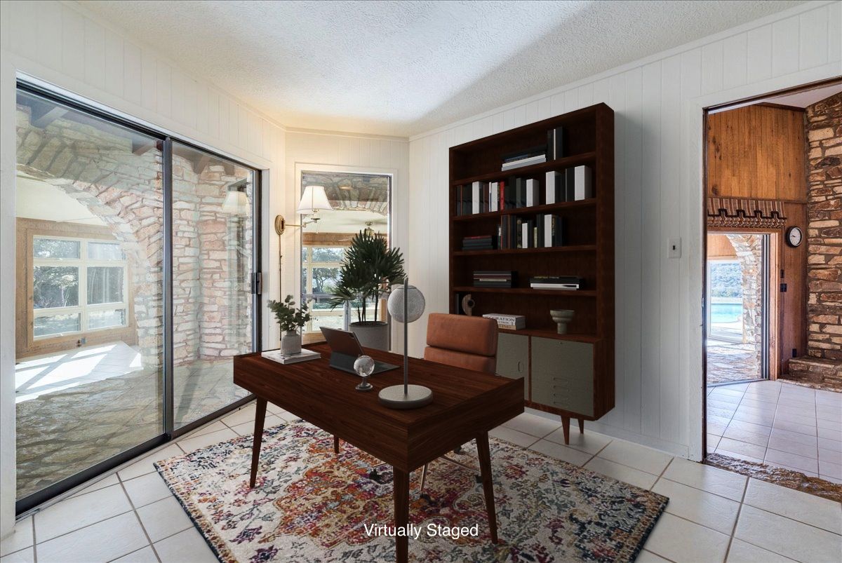 9763 Ranch Road 1623 Blanco, TX 78606 - Photo 26 of 40 a living room with furniture