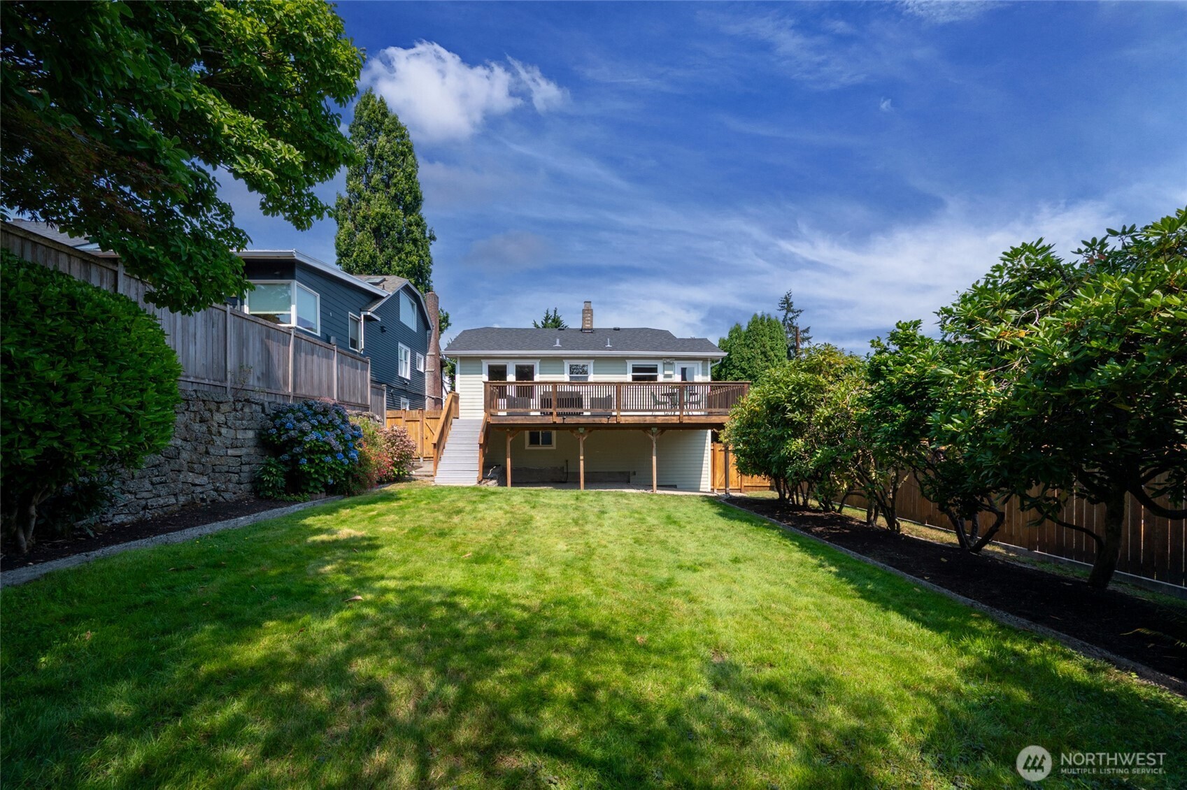 523 North 70th Street Seattle, WA 98103 - Photo 15 of 21 Gallery Image 15