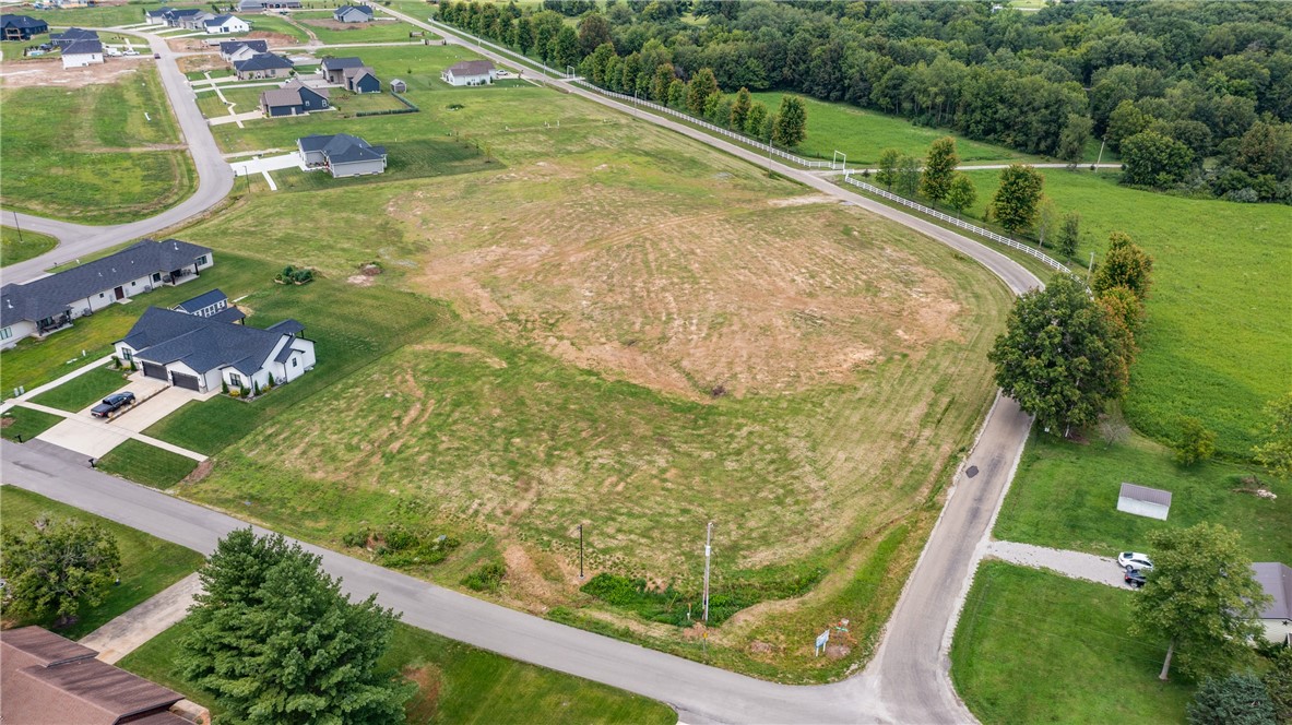21 North Country Club Road Effingham, IL 62401 - Photo 10 of 12 Prairie Ace Estates looking at N Country Club Rd and intersection with Country Club View.
