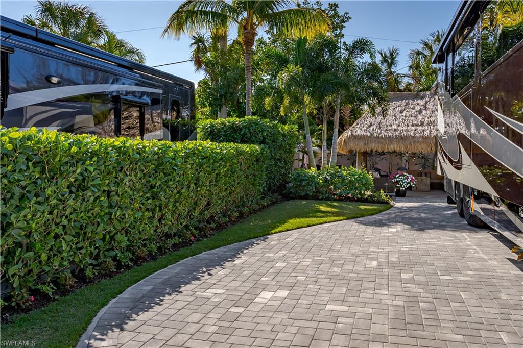 13467 Snook Circle Naples, FL 34114 - Photo 18 of 44