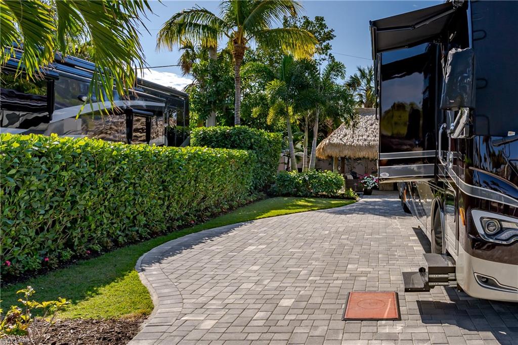 13467 Snook Circle Naples, FL 34114 - Photo 19 of 44