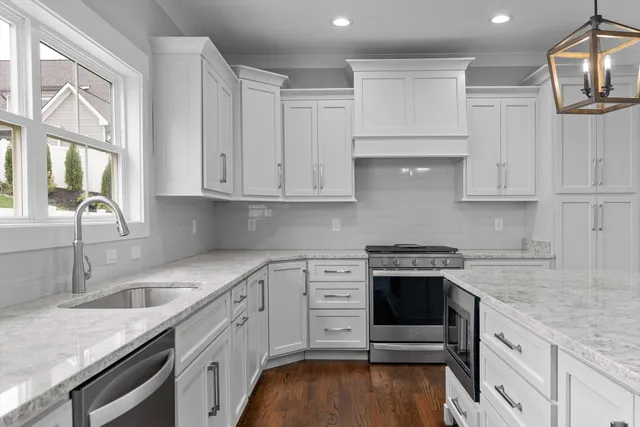 $675,000 | 10640 Flicker Way, Apison, TN 37302