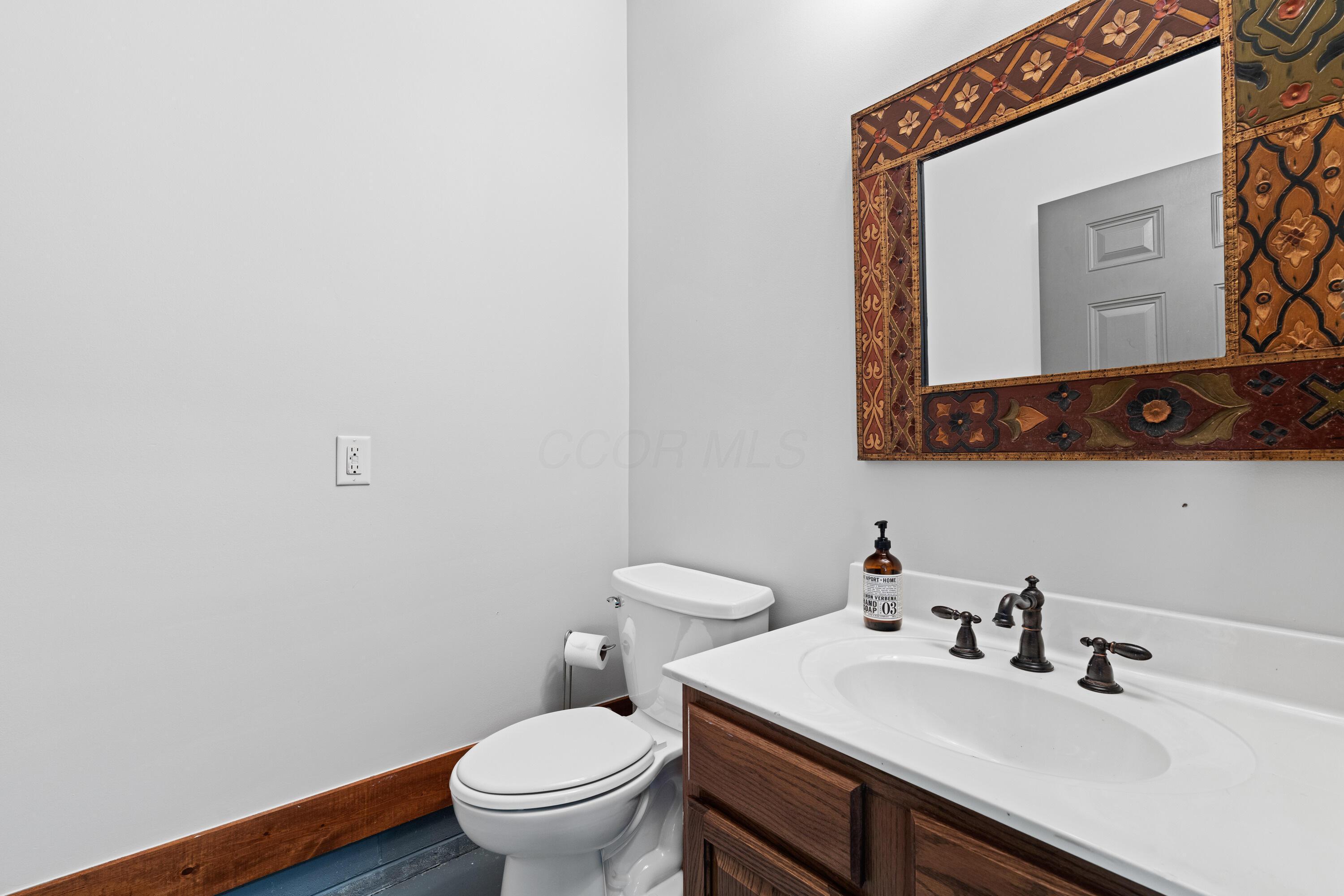 5455 Plantation Road Sunbury, OH 43074 - Photo 149 of 176 Half Bath on Main Floor of Barn