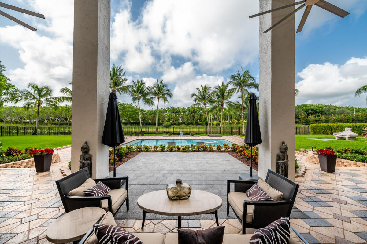 3500 Windmill Ranch Road Weston, FL 33331 - Photo 23 of 34 22__rear_3500WindmillRanchRdWeston-large