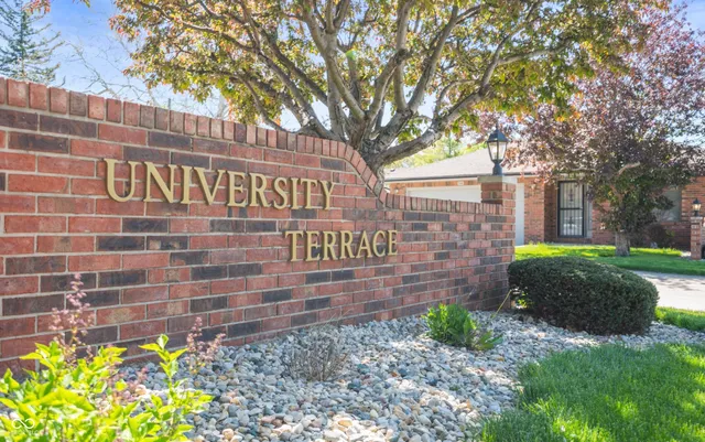 $1,790,000 | 1002 East 7th Street, Anderson, IN 46012