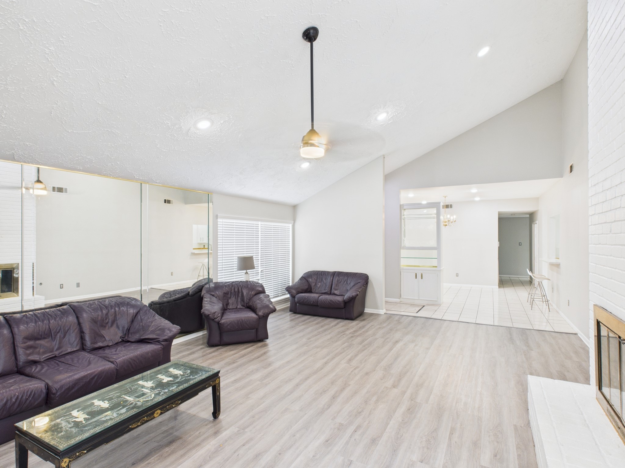 7611 Hopewell Lane Houston, TX 77071 - Photo 8 of 30 a living room with furniture and a wooden floor