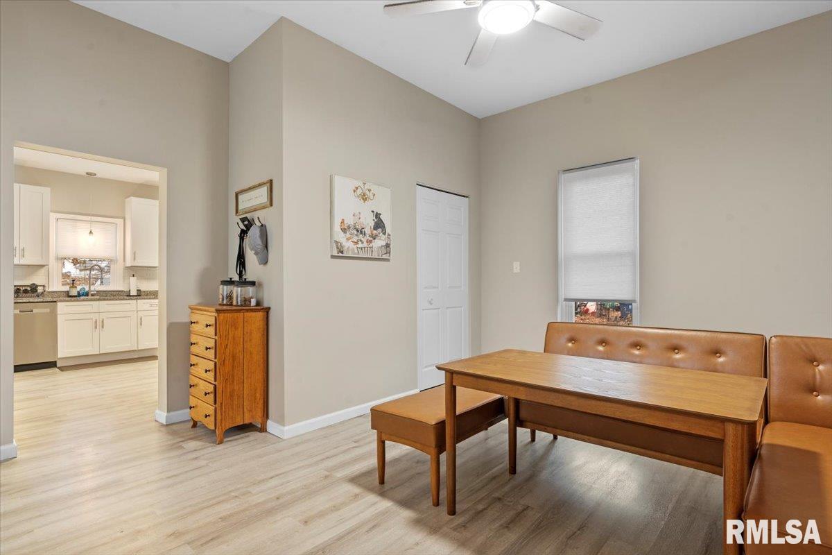 1517 North 5th Street Springfield, IL 62702 - Photo 8 of 37