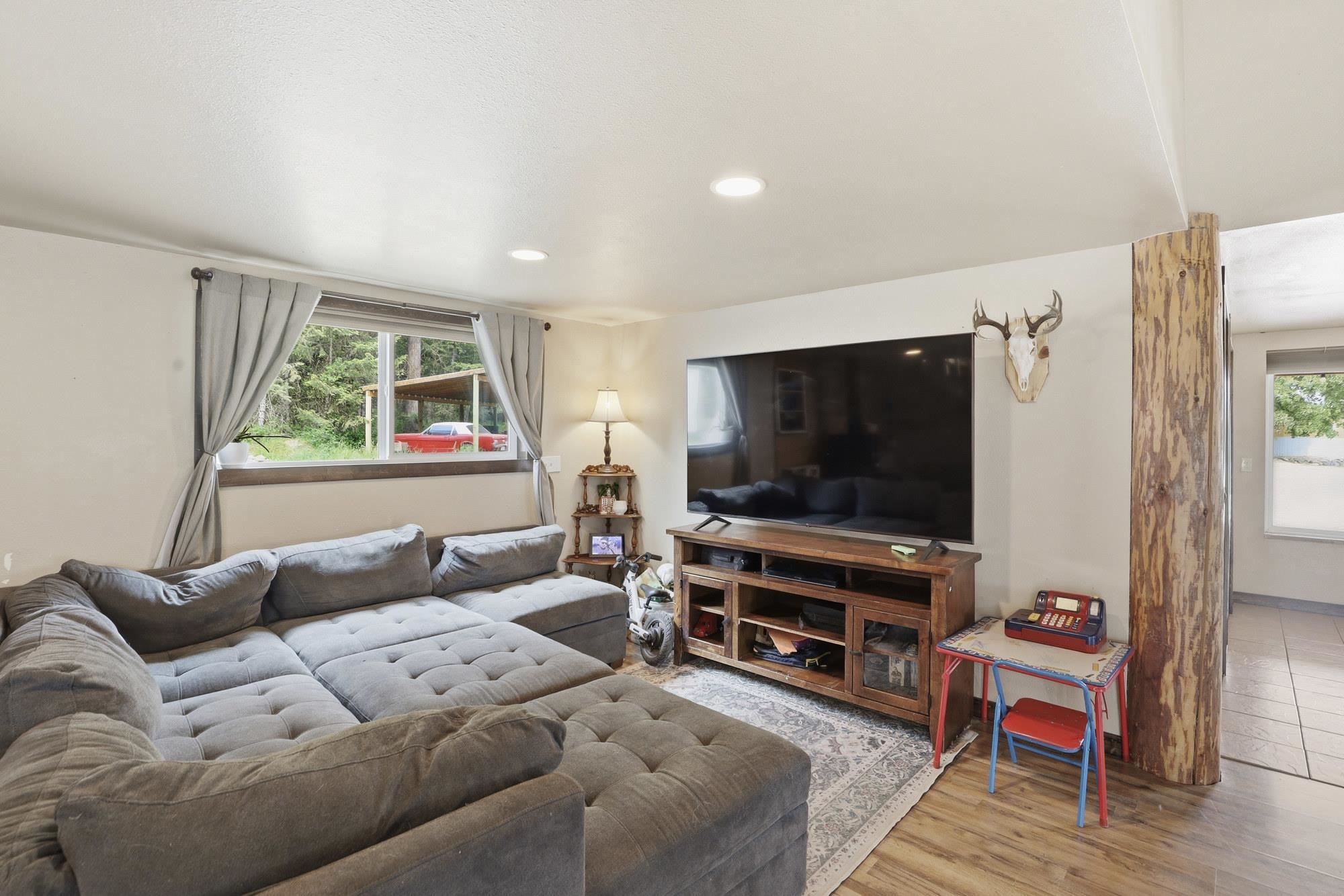 5220 Hattery-Owens Road Deer Park, WA 99006 - Photo 5 of 46