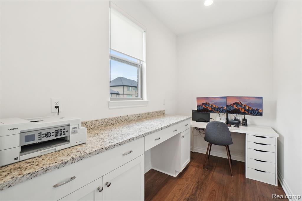 49793 Split Rock Road Macomb, MI 48044 - Photo 10 of 47 Gallery Image 10