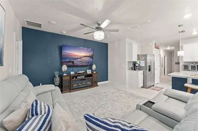 $380,000 | 2125 Canopy Terrace Boulevard, DeLand, FL 32724