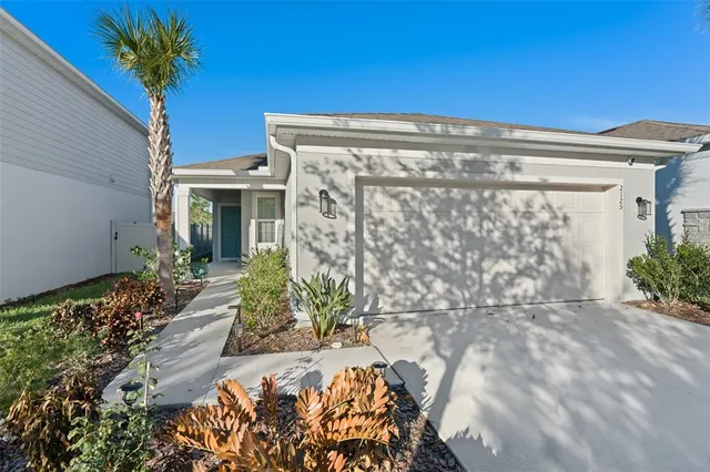 $380,000 | 2125 Canopy Terrace Boulevard, DeLand, FL 32724