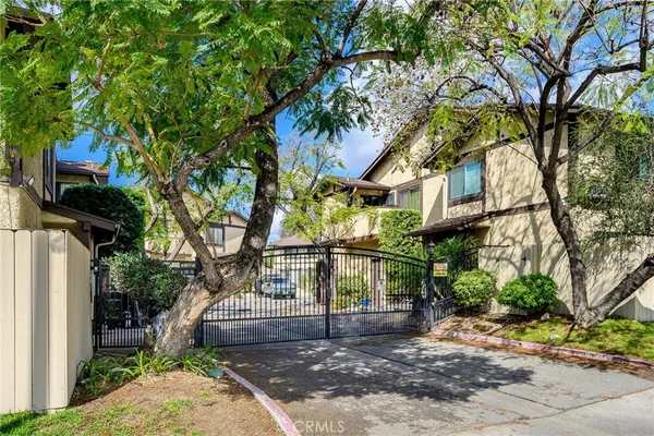 $599,999 | 8601 Sunland Boulevard, Unit 5, Sun Valley, CA 91352