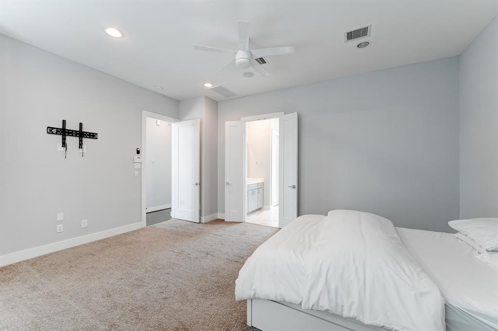 8409 Hempstead Road, Unit A Houston, TX 77008 - Photo 23 of 37