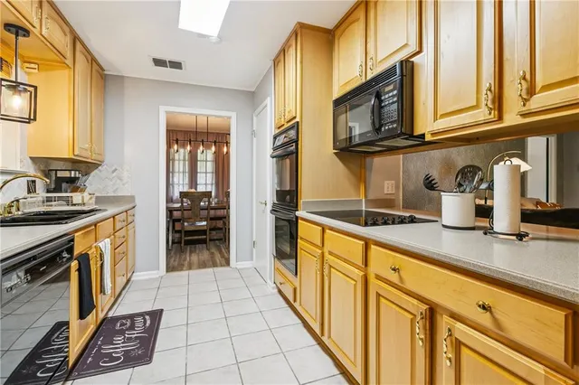 $3,100 | 6021 Brighton Place, New Orleans, LA 70131