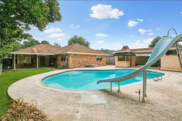 $3,100 | 6021 Brighton Place, New Orleans, LA 70131