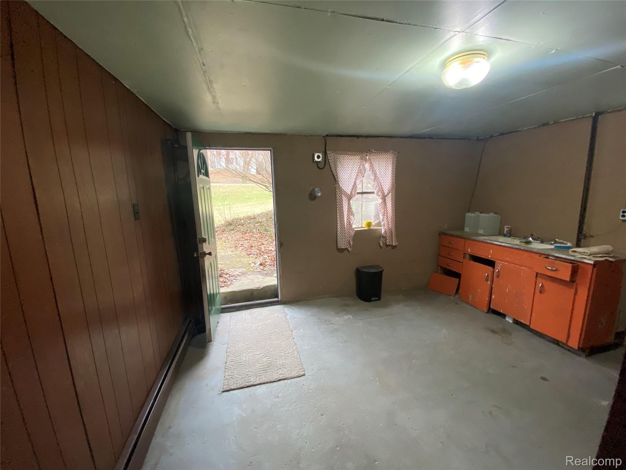 4096 Blood Road Metamora, MI 48455 - Photo 29 of 39 IMG_0689.jpg