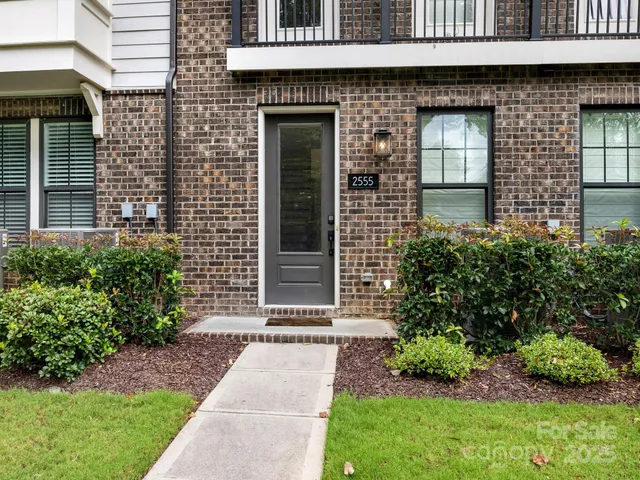$1,060,000 | 2555 Deacon Avenue, Charlotte, NC 28204