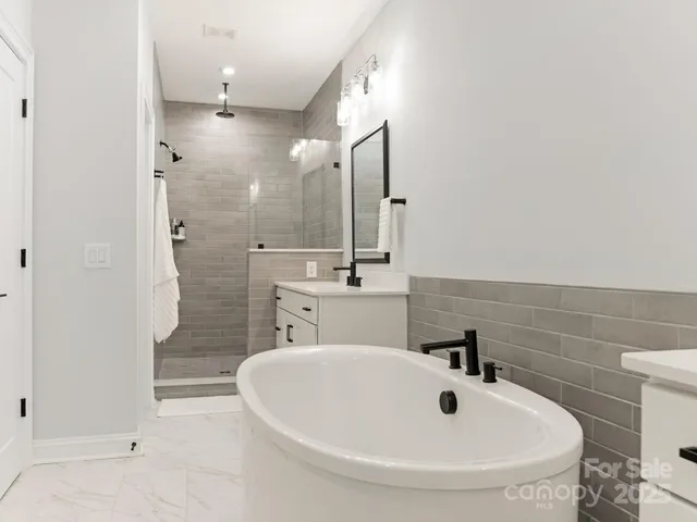 $1,060,000 | 2555 Deacon Avenue, Charlotte, NC 28204