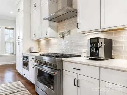 $1,060,000 | 2555 Deacon Avenue, Charlotte, NC 28204