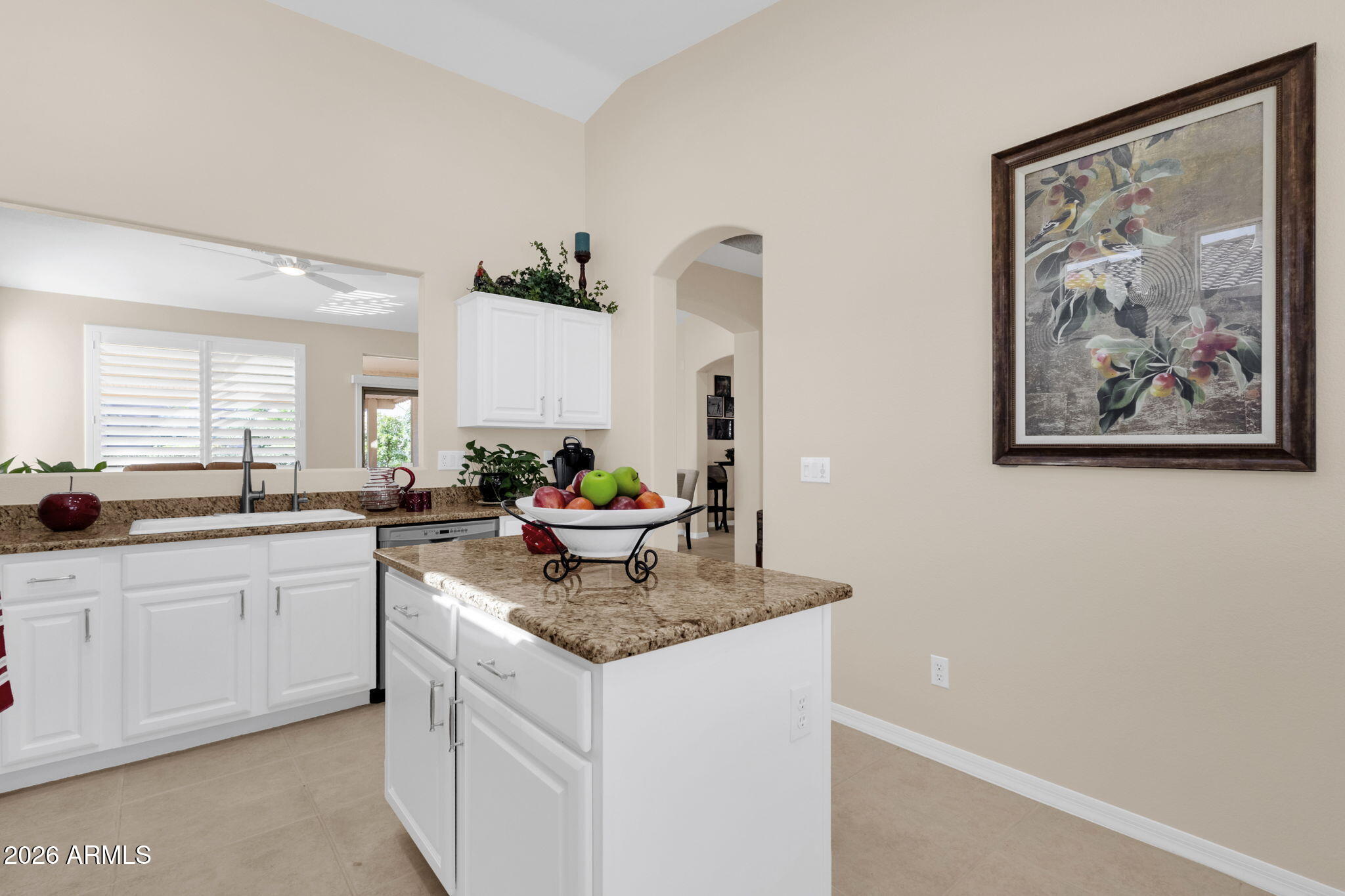 4687 East Mia Court Gilbert, AZ 85298 - Photo 7 of 28 10-web-or-mls-10