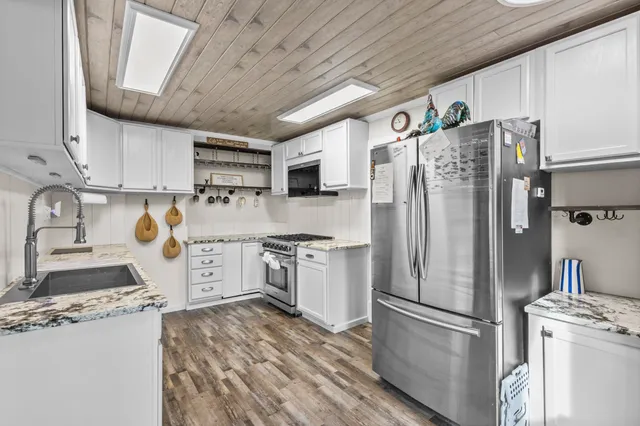 $395,000 | 602 West Main Street, Wautoma, WI 54982