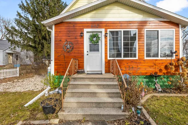 $395,000 | 602 West Main Street, Wautoma, WI 54982