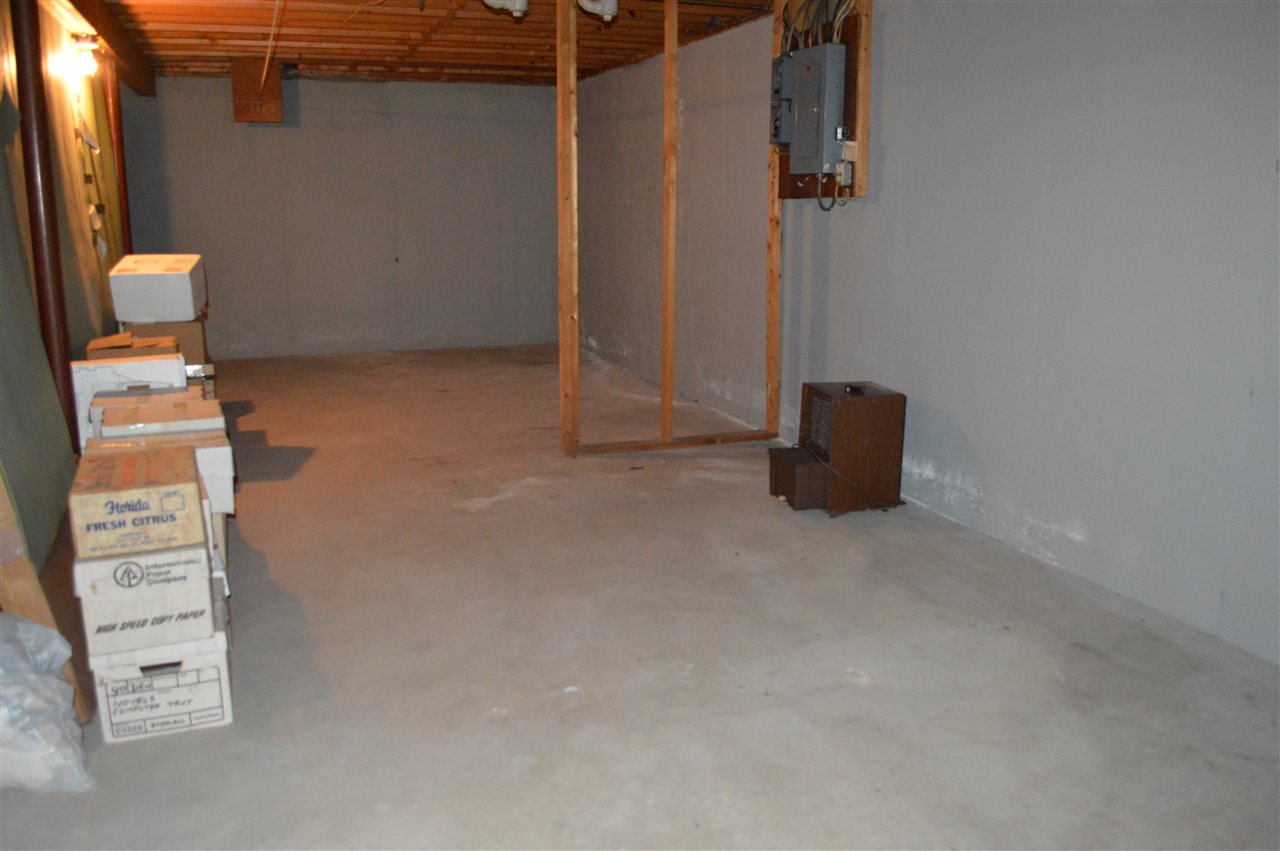 507 Wentworth Road Brookfield, NH 03872 - Photo 20 of 22