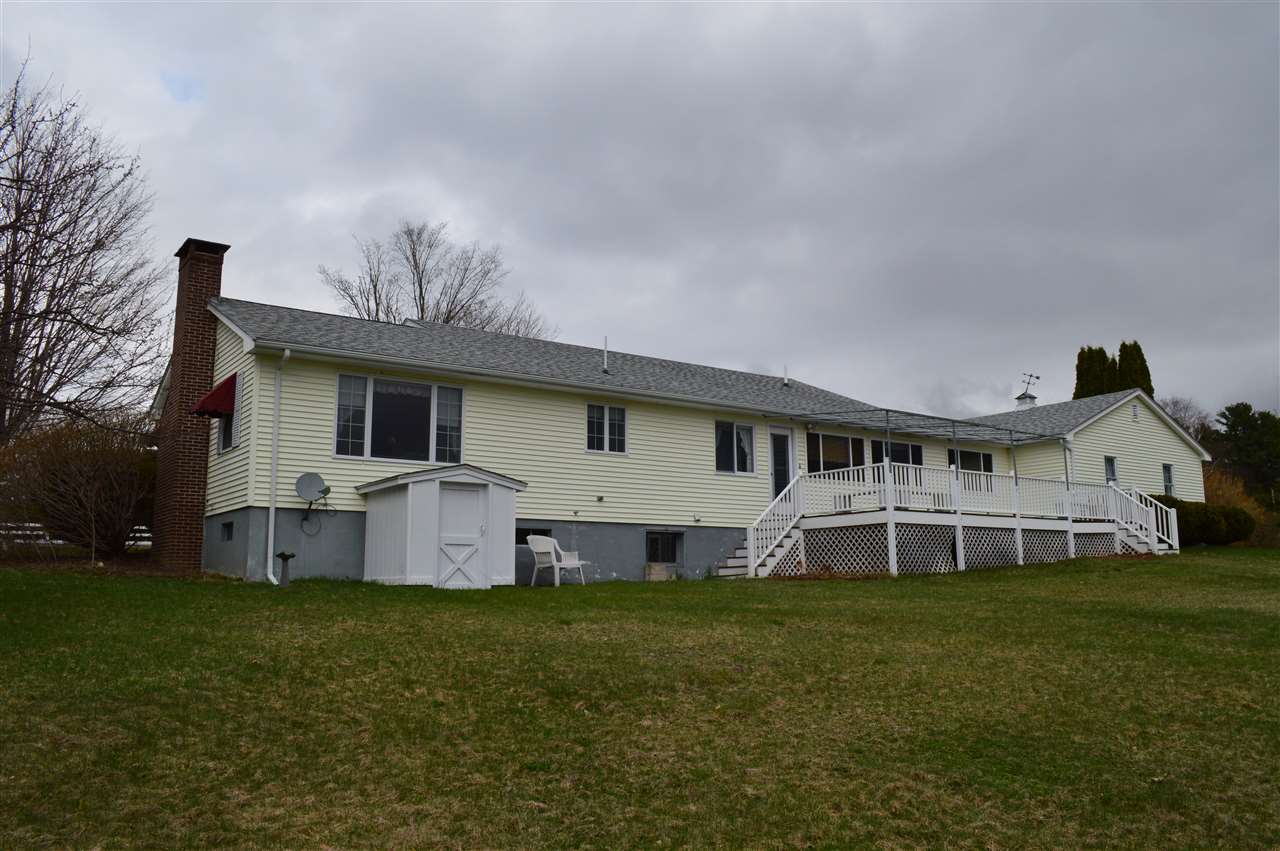 507 Wentworth Road Brookfield, NH 03872 - Photo 3 of 22