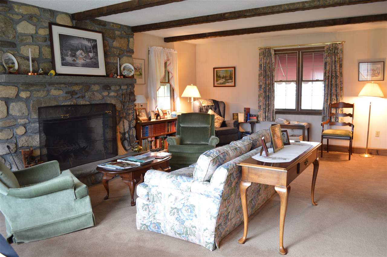 507 Wentworth Road Brookfield, NH 03872 - Photo 8 of 22