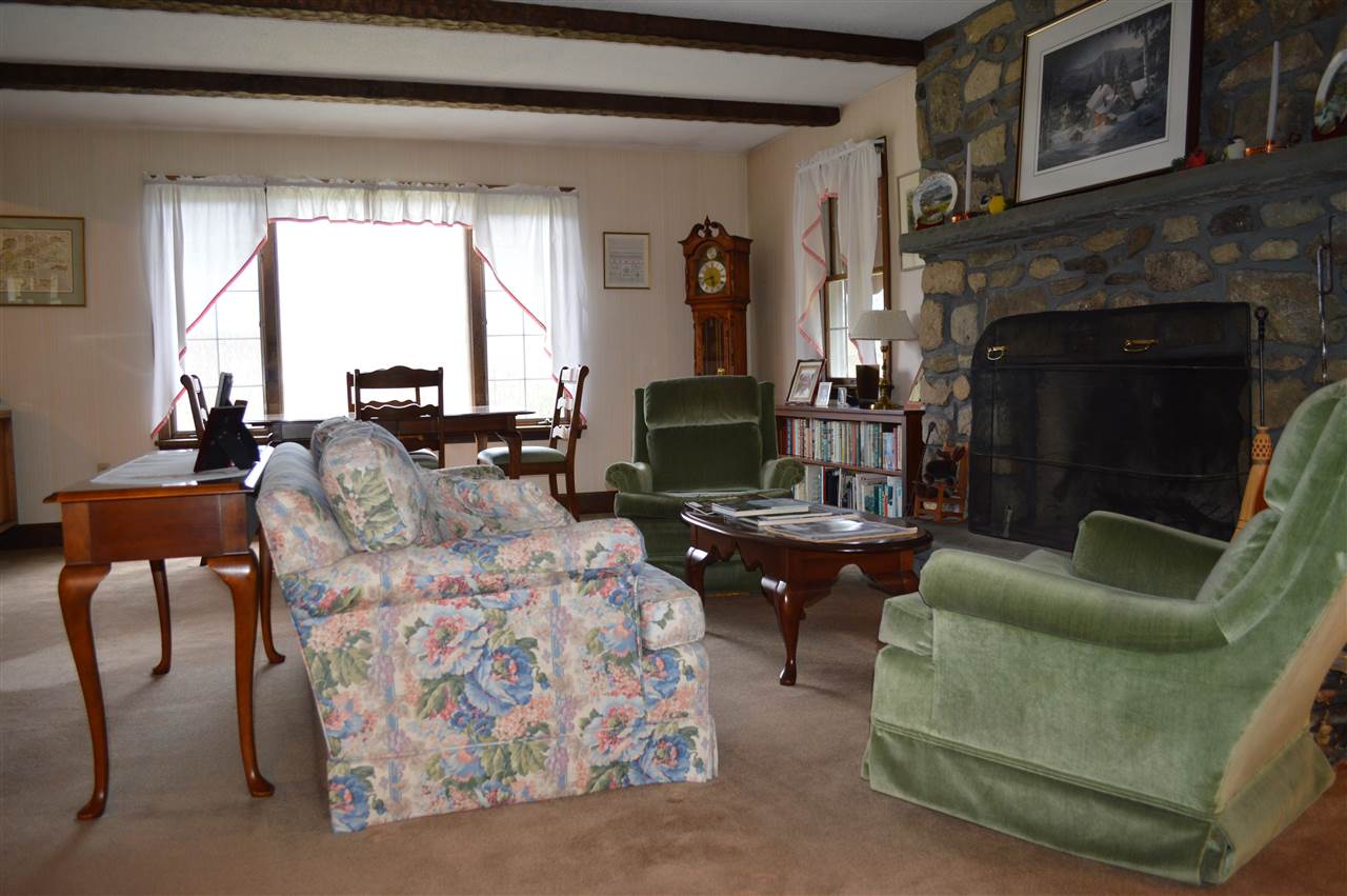 507 Wentworth Road Brookfield, NH 03872 - Photo 9 of 22